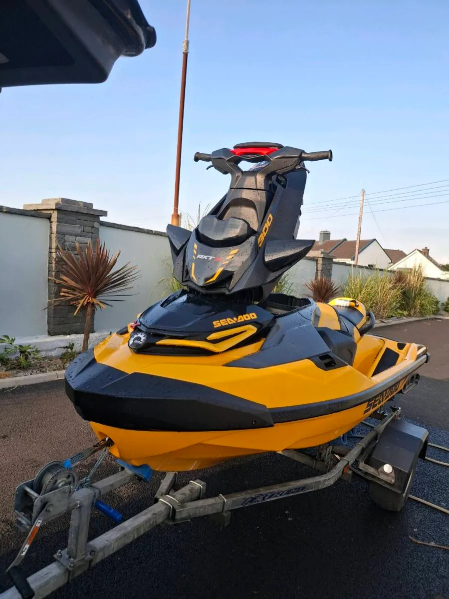 Sea-Doo 300 RXTX 2022 - Image 1