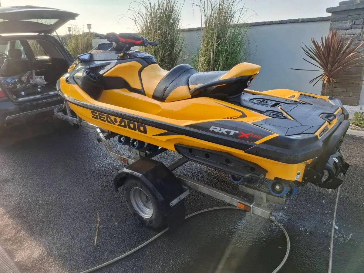 Sea-Doo 300 RXTX 2022 - Image 3