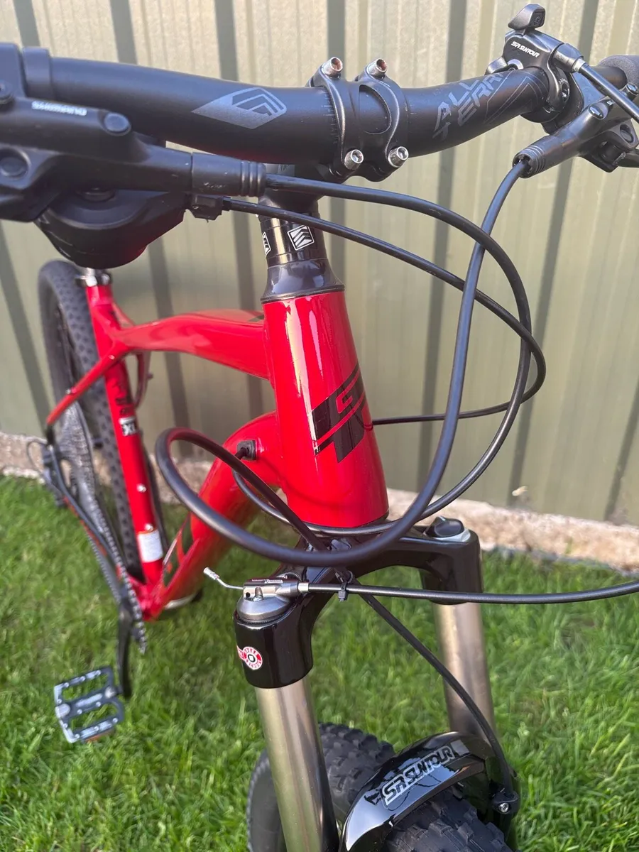 GT Avalanche Elite 2021 MTB XL - Image 3