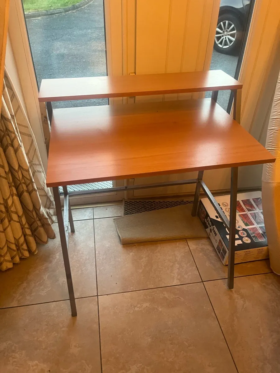 Study table, couch, pouffe - Image 1