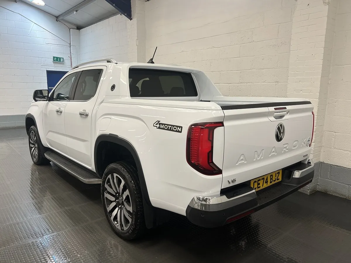 2024 Volkswagen Amarok Pickup Van - Image 3