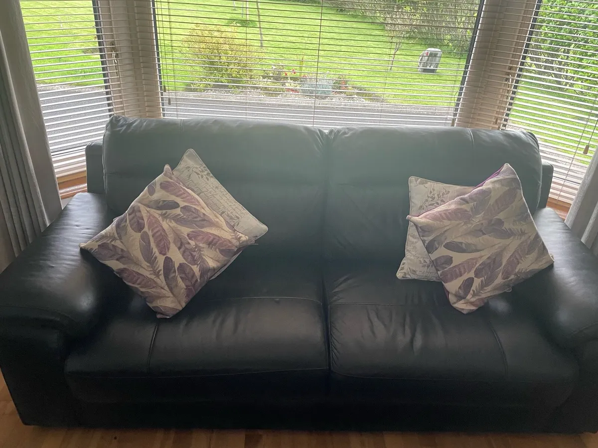 Leather 3 seater sofa - Image 2