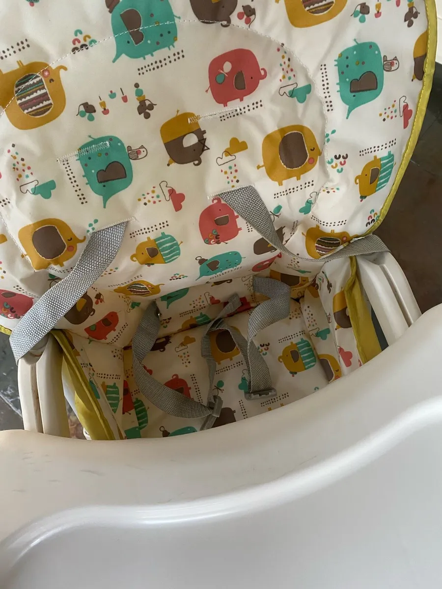 Graco high chair - Image 4
