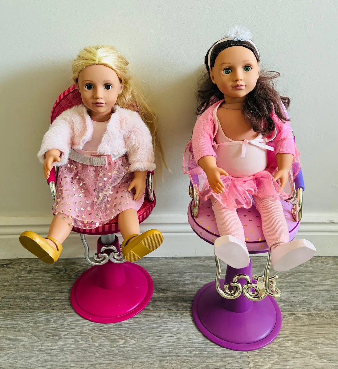 Generation Sitting Pretty Salon Chair - Image 3