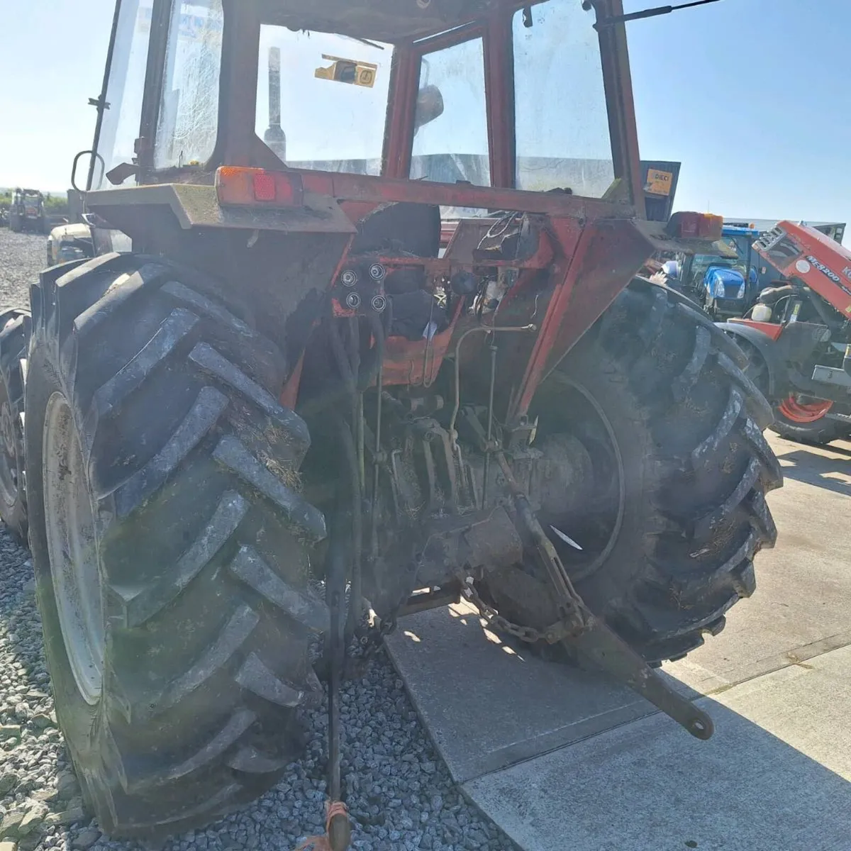 Tractors for export *2 - Image 1