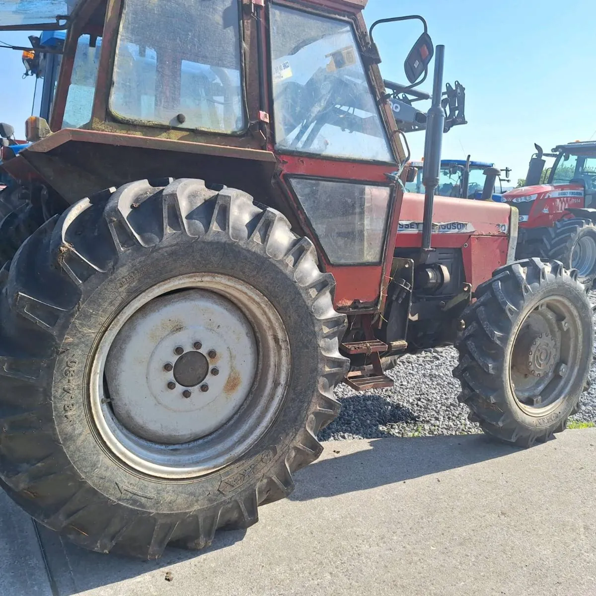 Tractors for export *2 - Image 2