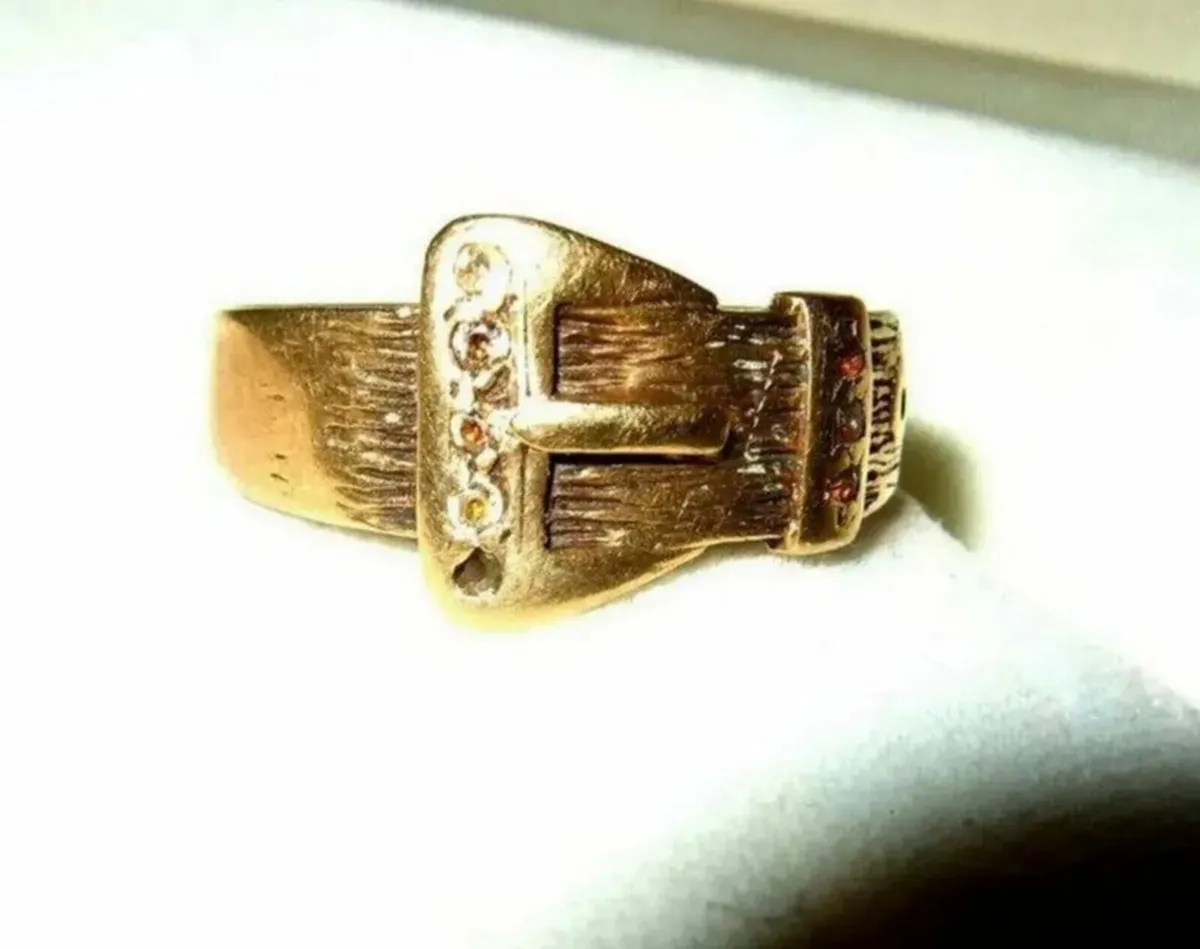 ,Vintage Hallmarked Diamond Buckle Ring - Image 4