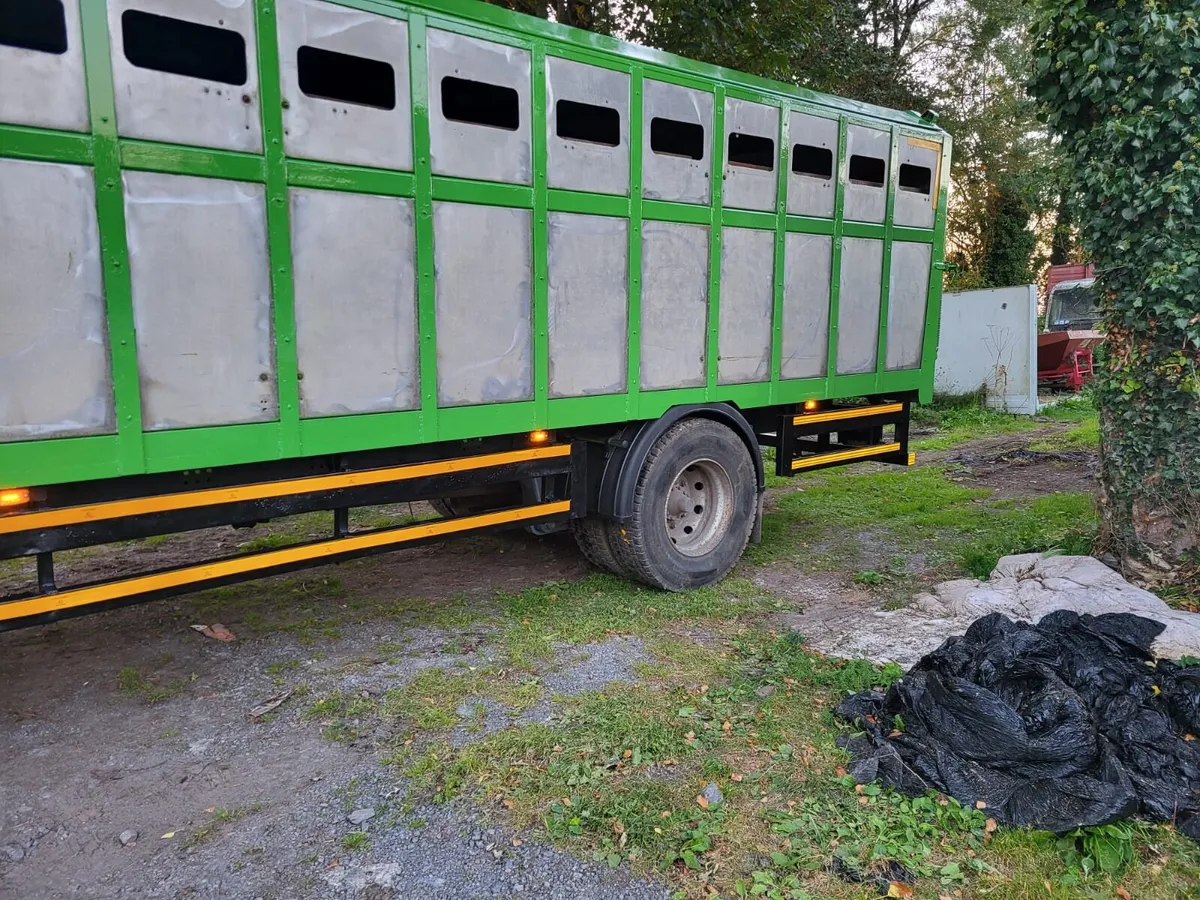 Scania cattle truck - Image 2