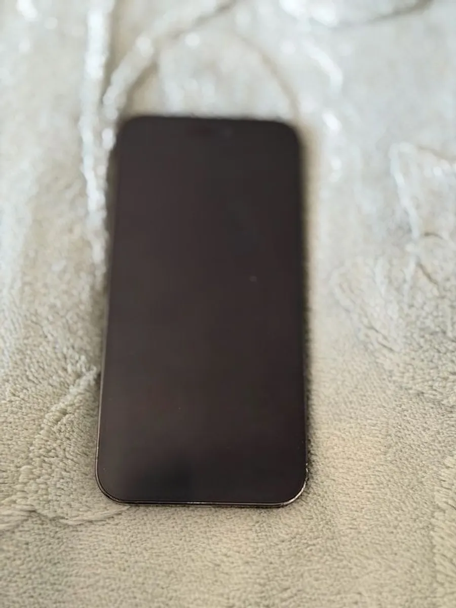 iPhone 14 Pro Max - Image 3