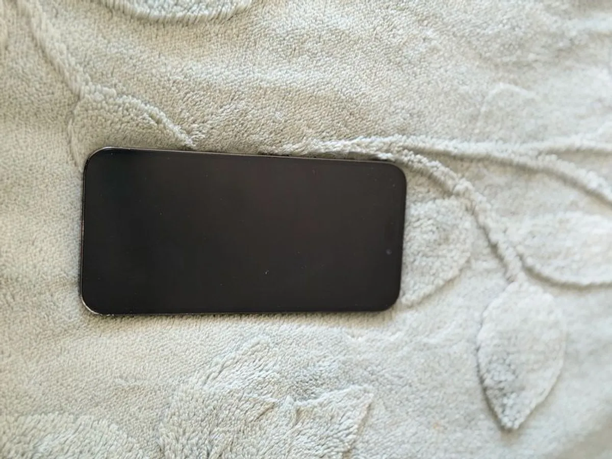 iPhone 14 Pro Max - Image 4