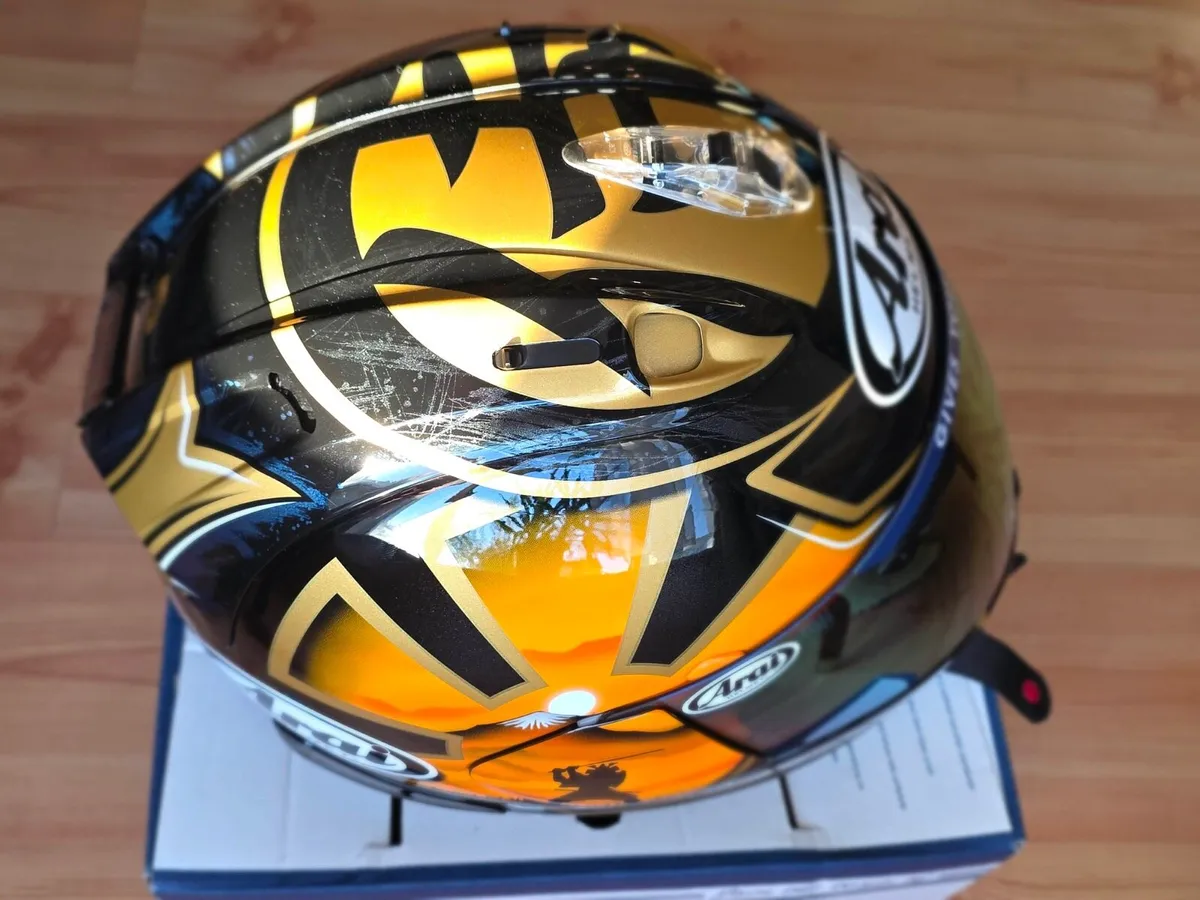 Arai Rx-7v Evo Pedrosa Gold Helmet - Image 2