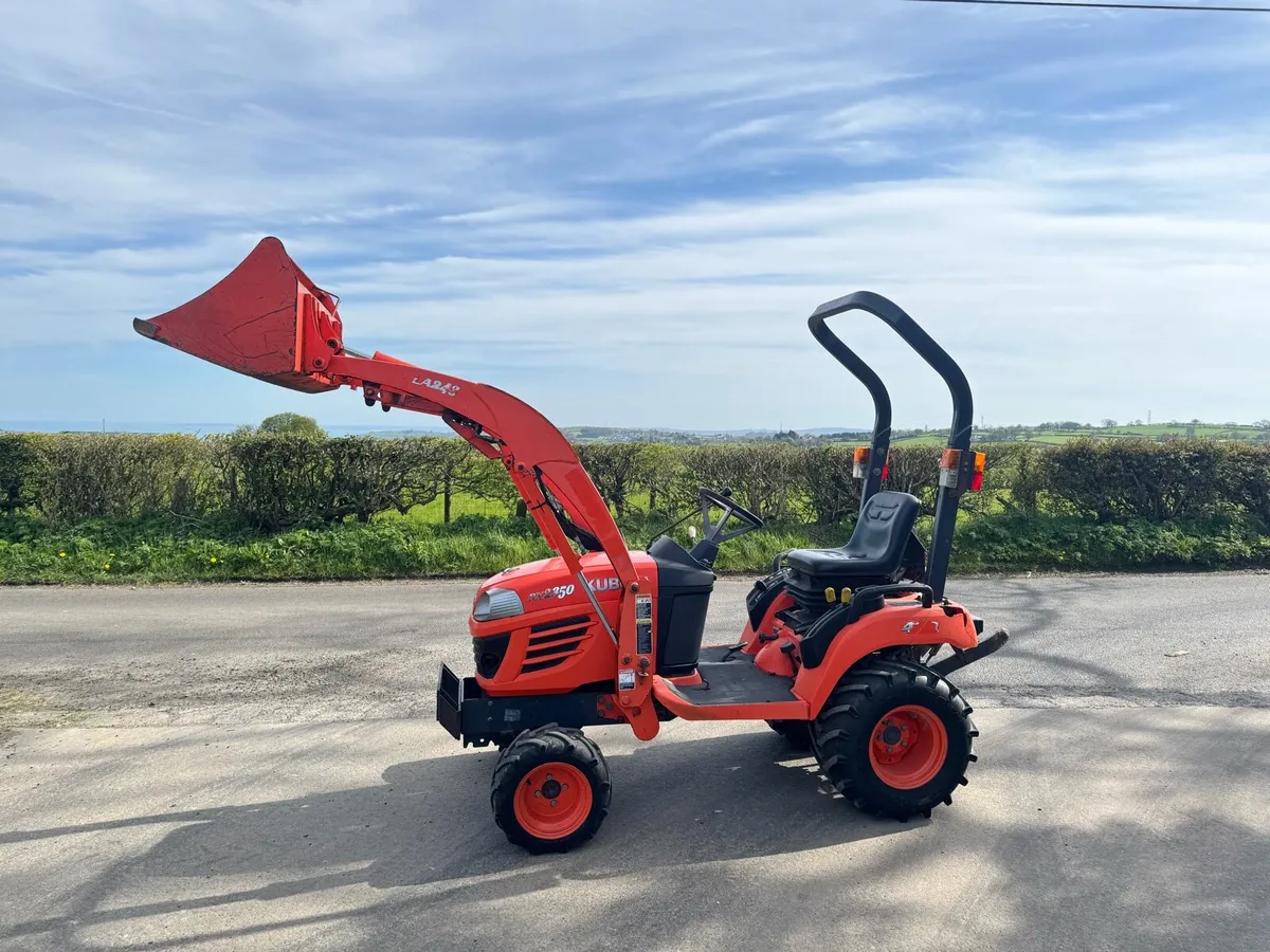 Kubota Compact Tractor - Image 1