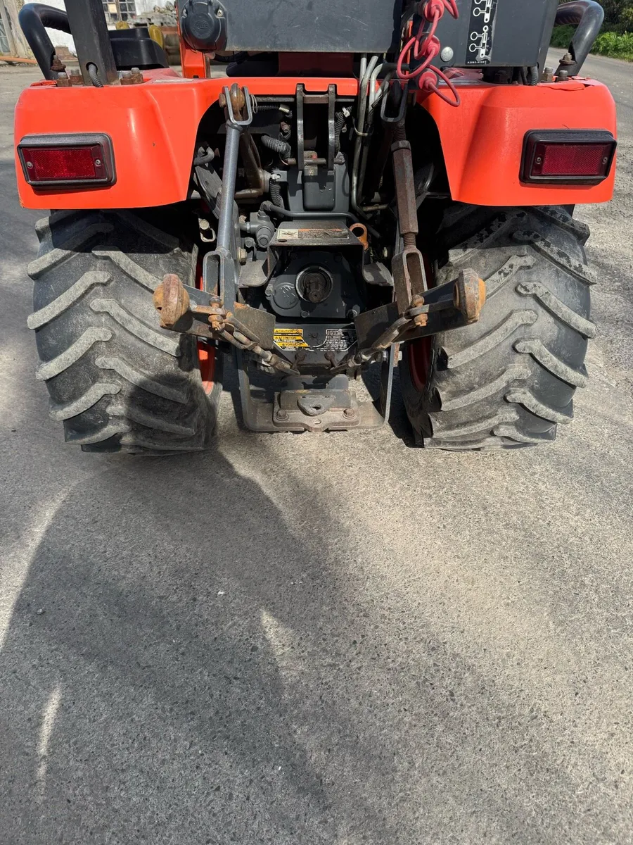 Kubota Compact Tractor - Image 4