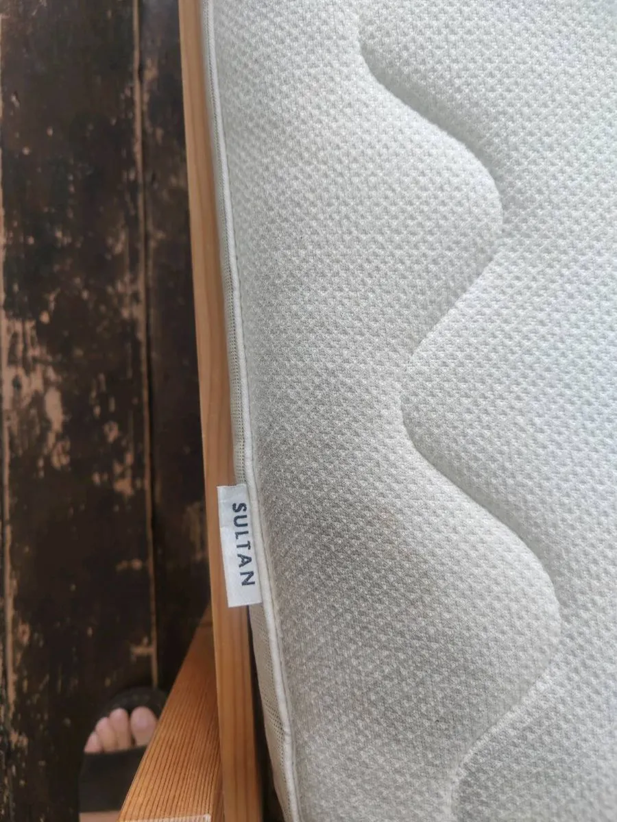 DOUBLE BED - Image 4