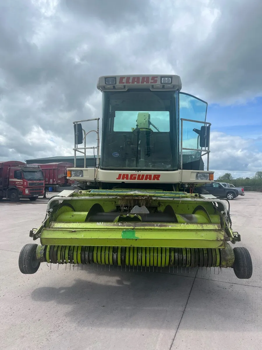 Claas 820 - Image 2