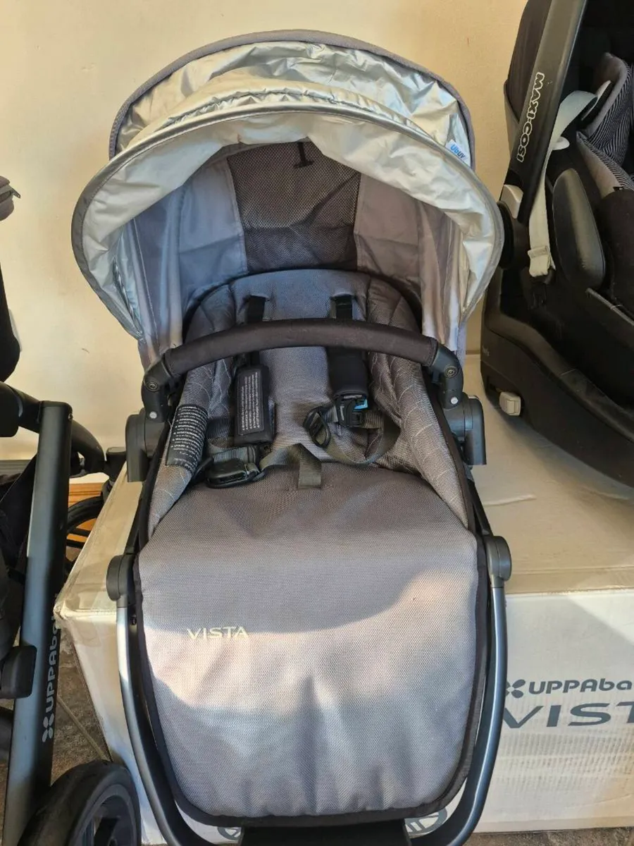 Uppababy Vista Buggy and Travel set - Image 4