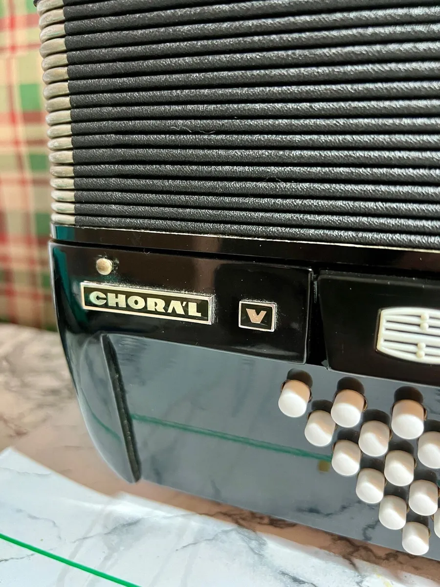Piano Accordion Delicia Cassotto - Image 1