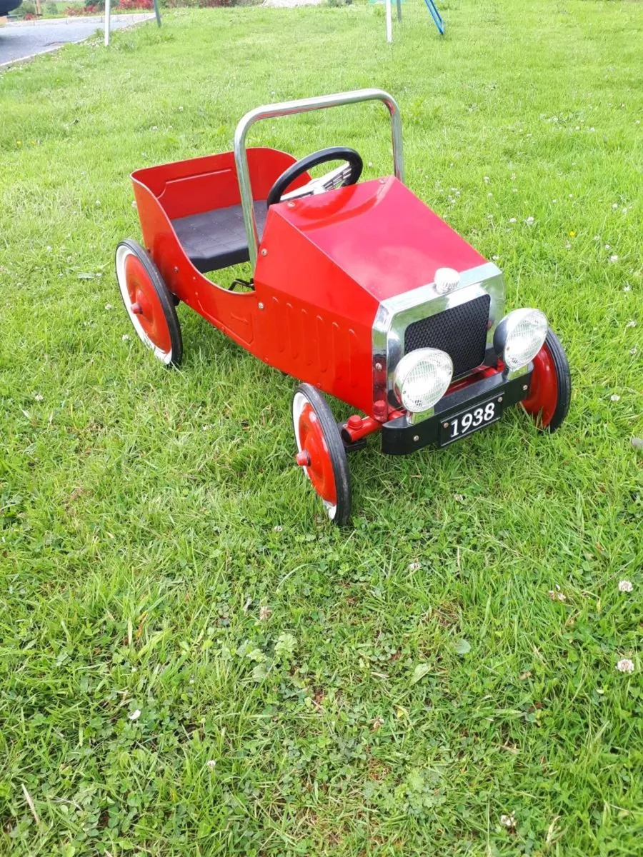Classic Pedal Car - Image 2