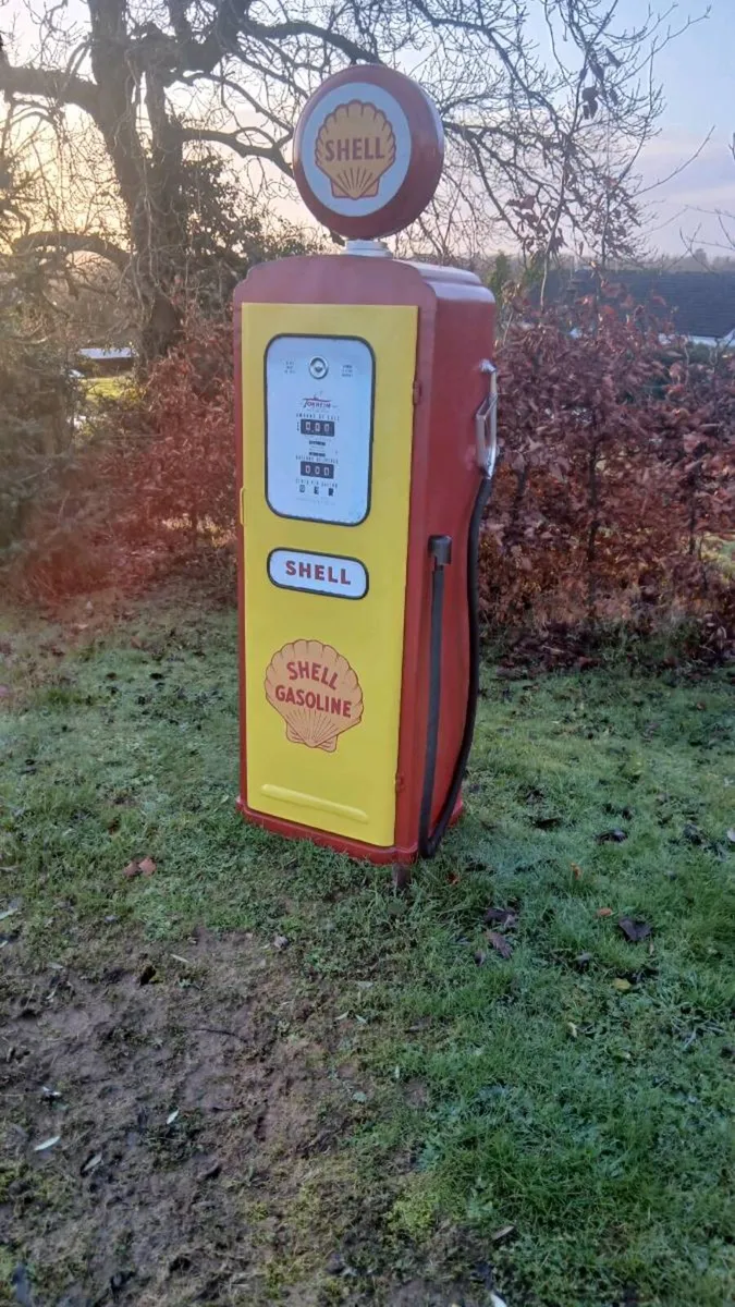 Retro Vintage Petrol Pumps - Image 3