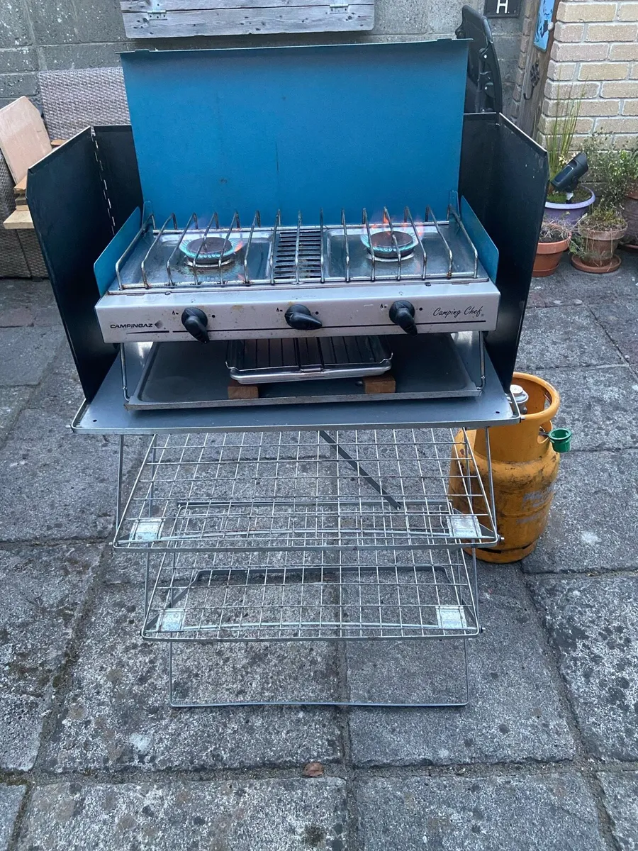 Camping cooker and unit - Image 1