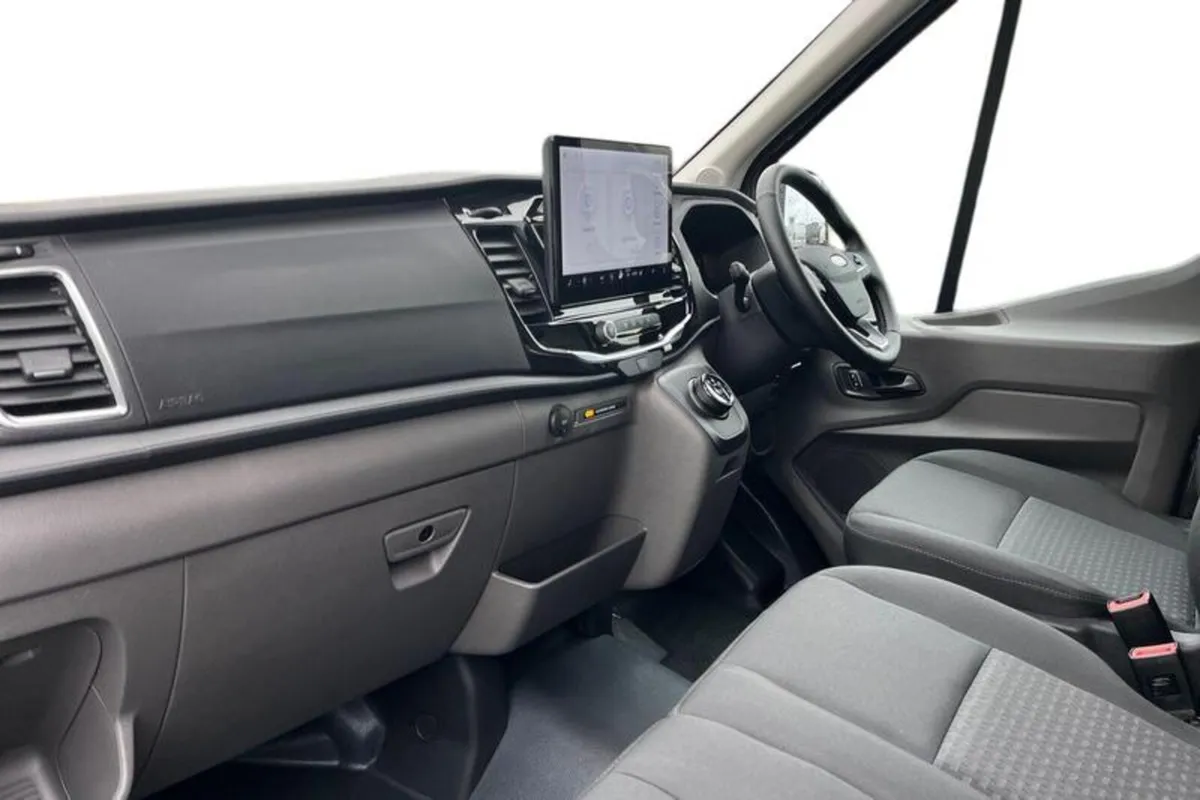 Ford E-Transit TREND - Image 3