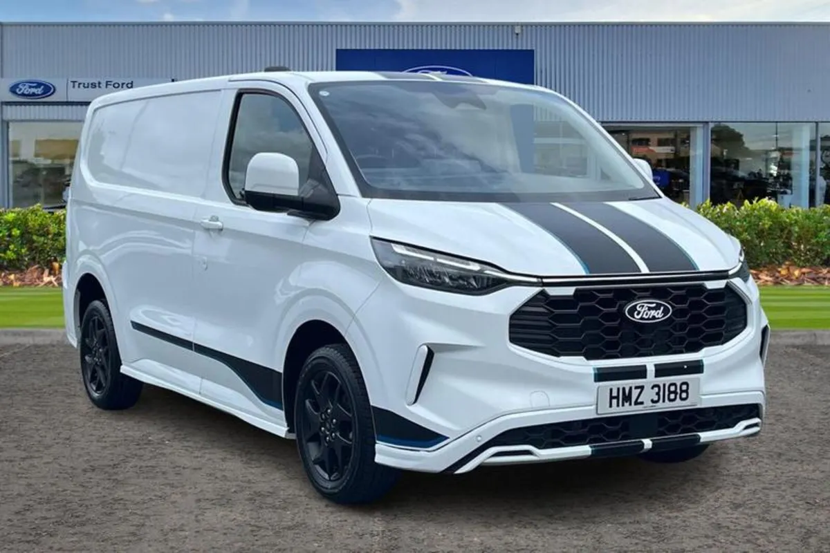 Ford Transit Custom SPORT - Image 1