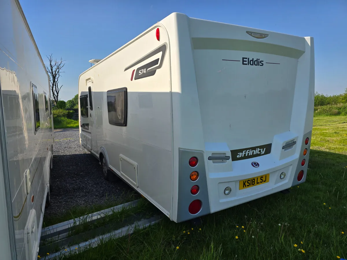 Caravan - Image 4