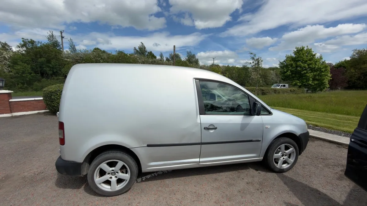 Volkswagen Caddy 1.9 TDI BLS 254km - Image 2