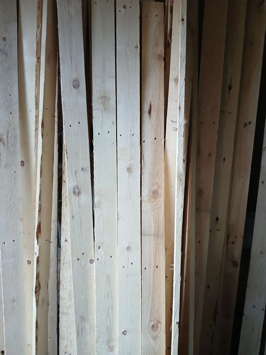 Pallet boards