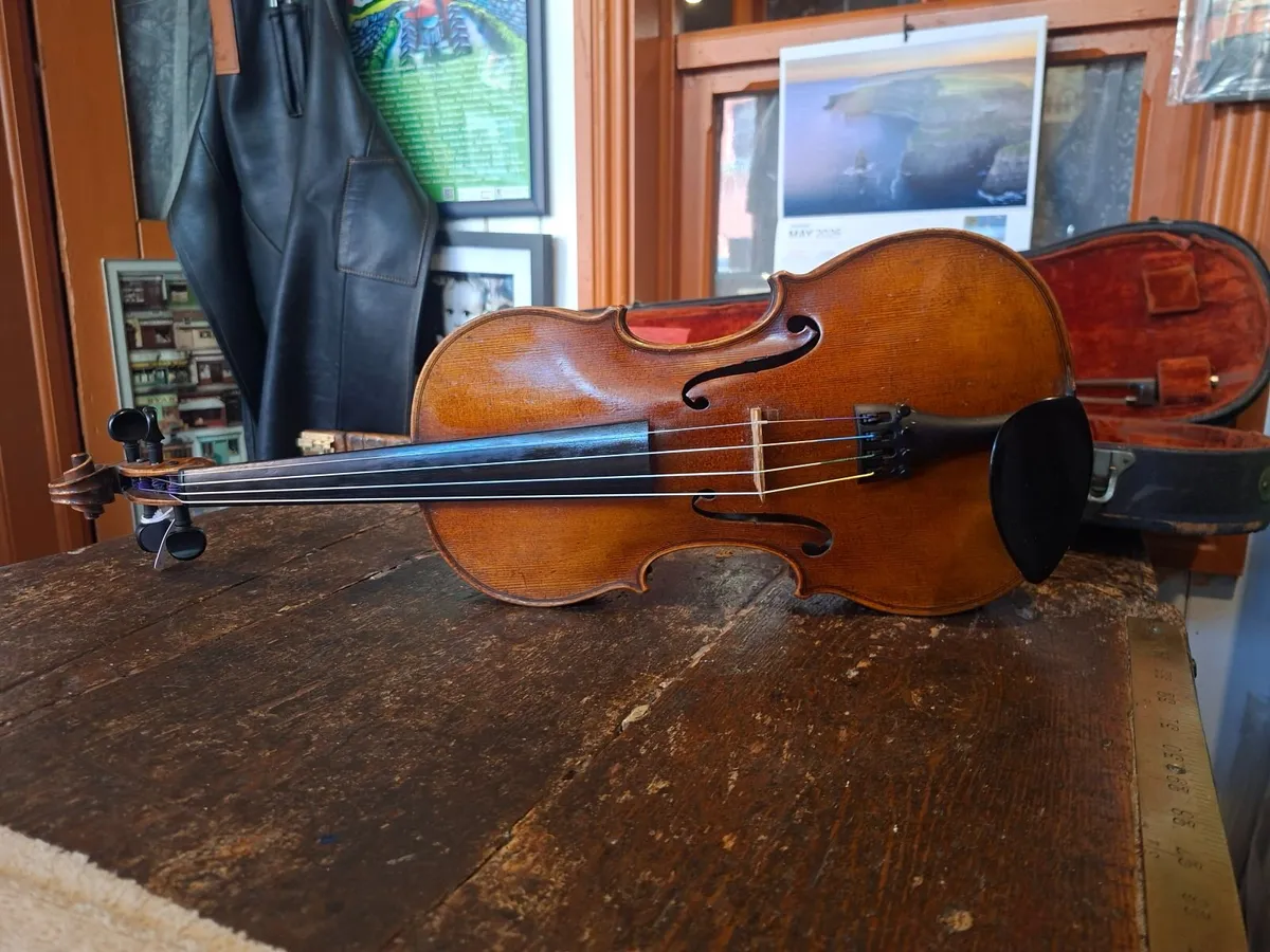 Violin - Image 2