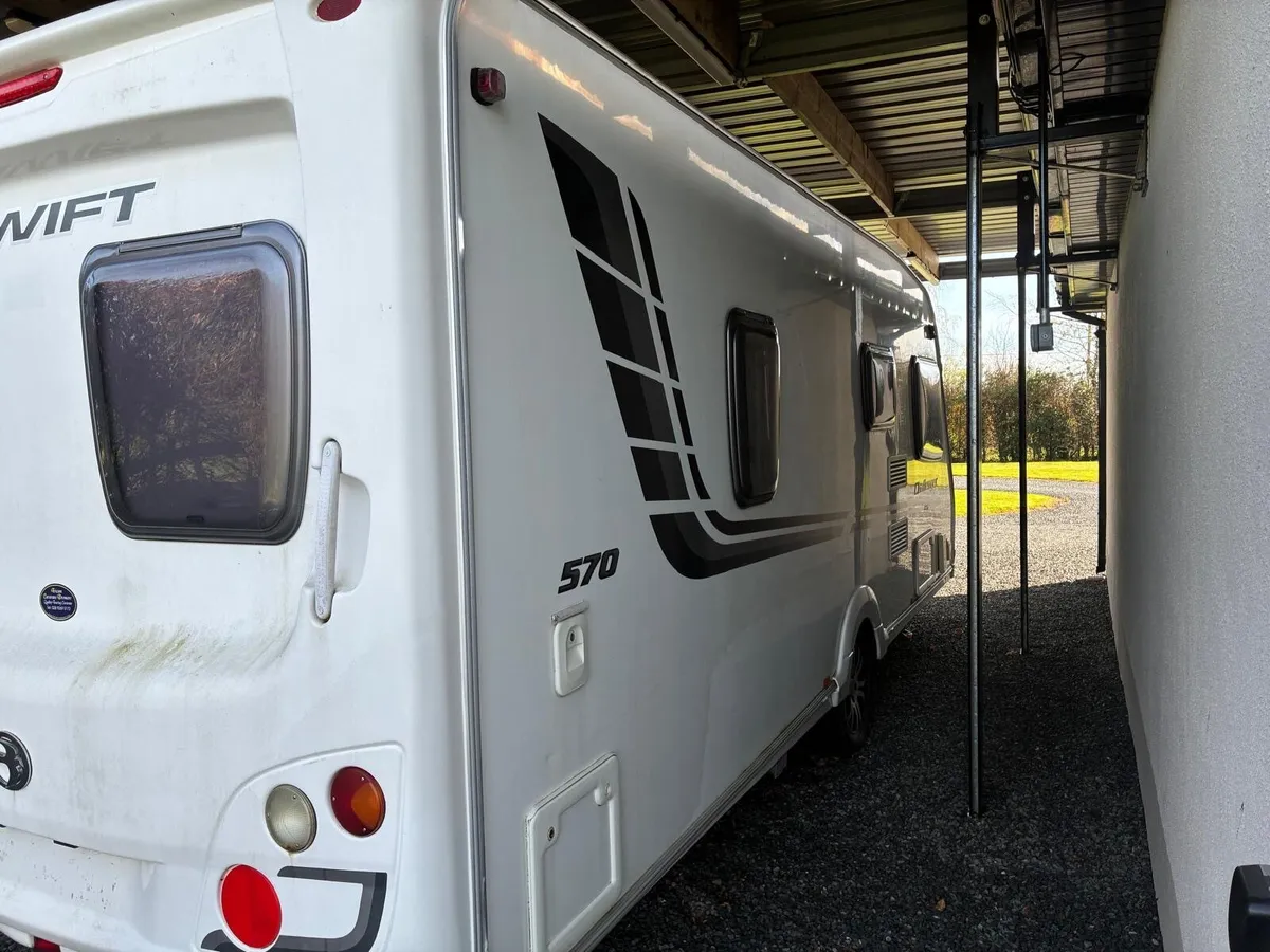 Caravan - Image 2