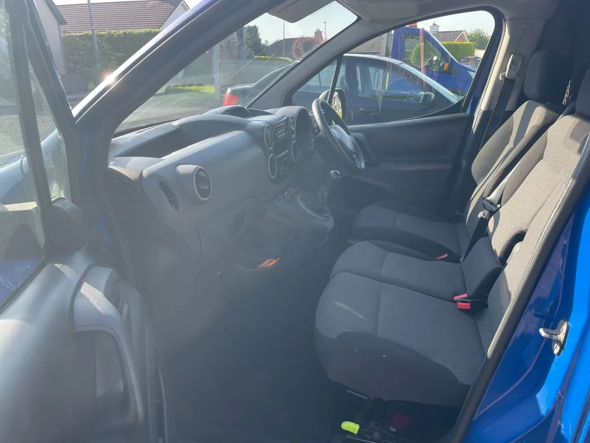 Peugeot Partner 2017 - Image 2