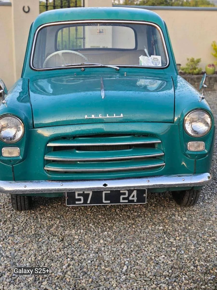 Vintage  Car - Image 1