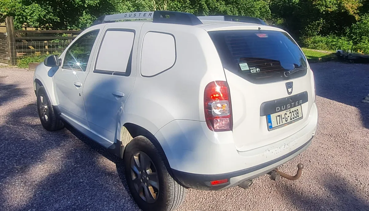 2017 Dacia Duster 4X4 - Image 3