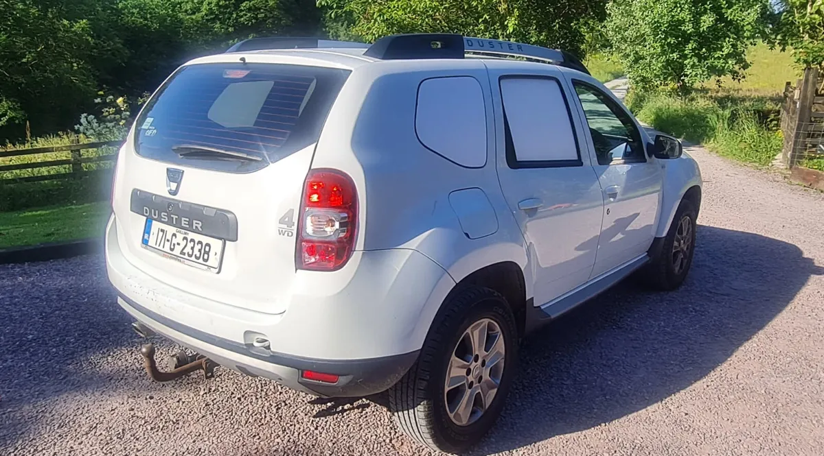 2017 Dacia Duster 4X4 - Image 4