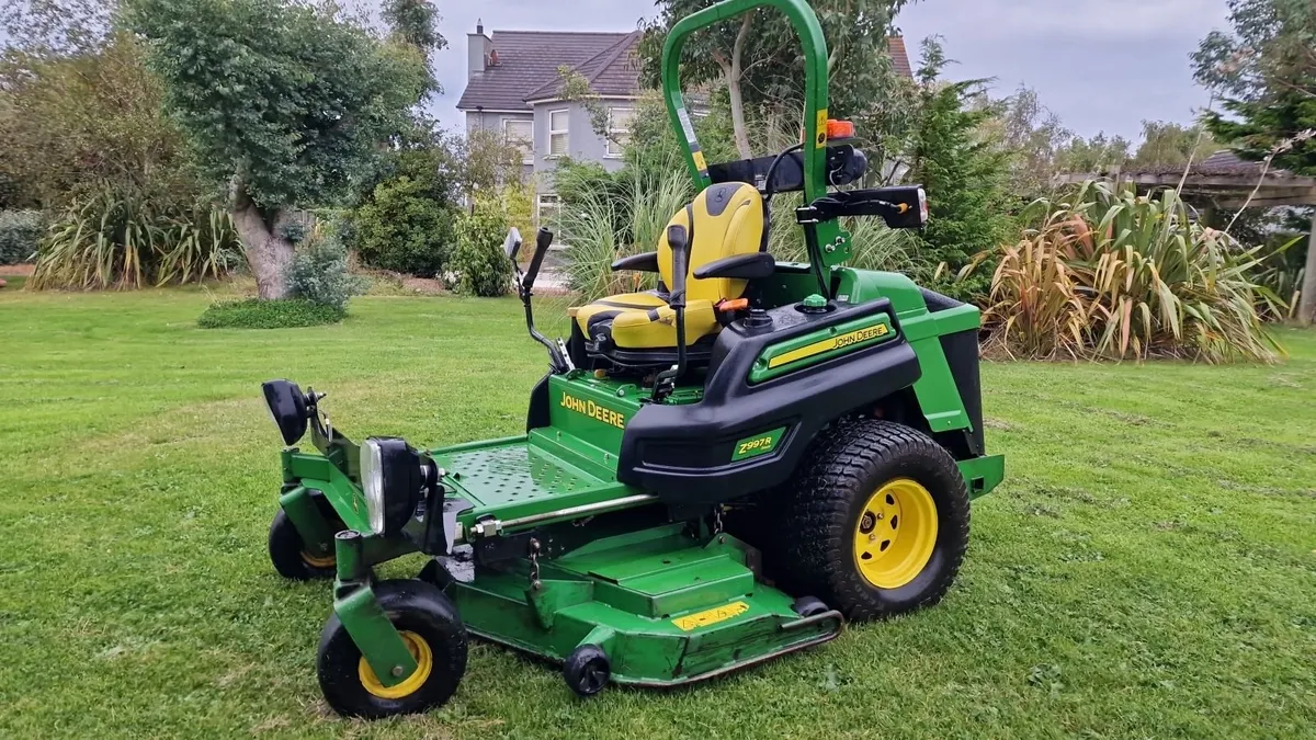 John Deere z997r zero turn ride on mower lawnmower - Image 1