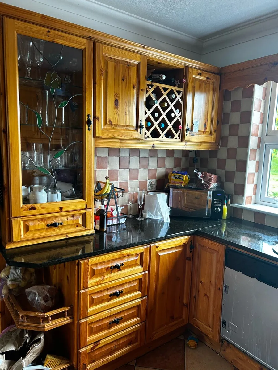 Traditional kitchen - Image 3