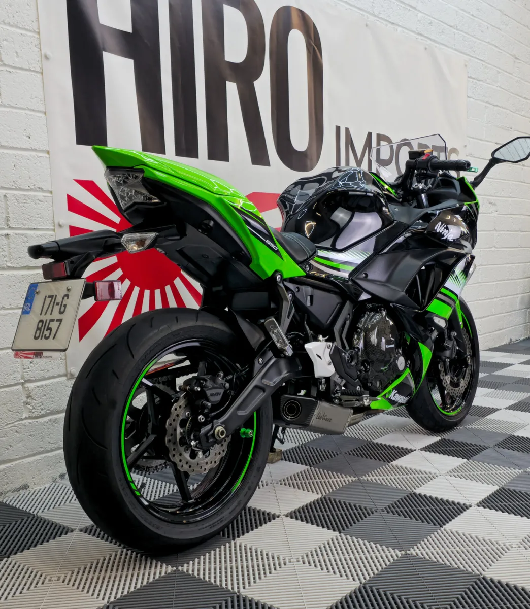 2017 Kawasaki Ninja 650 - Image 2