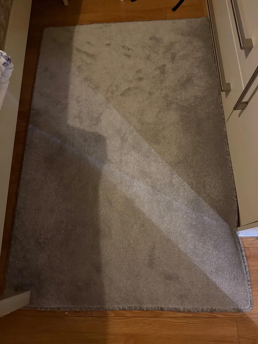Carpets - Image 1