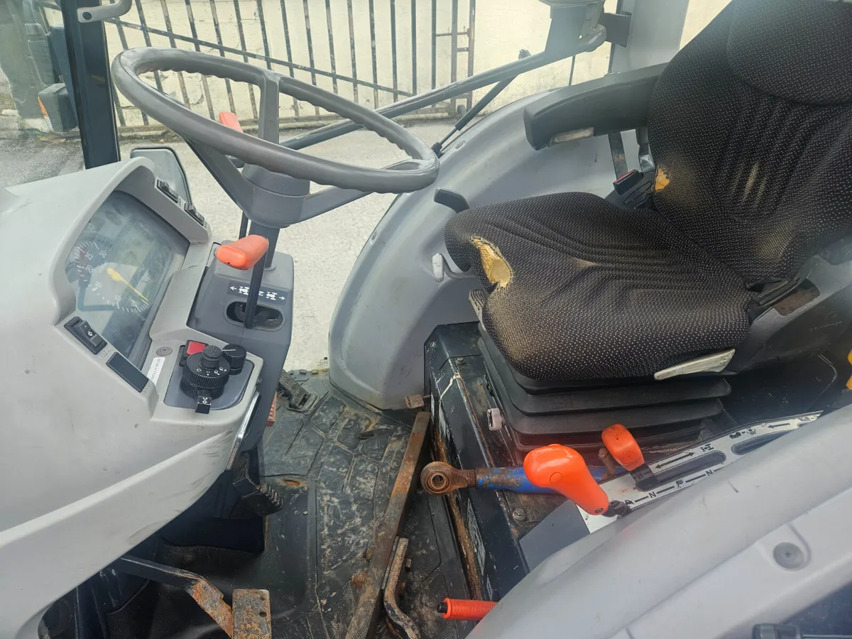 Iseki compact tractor - Image 4