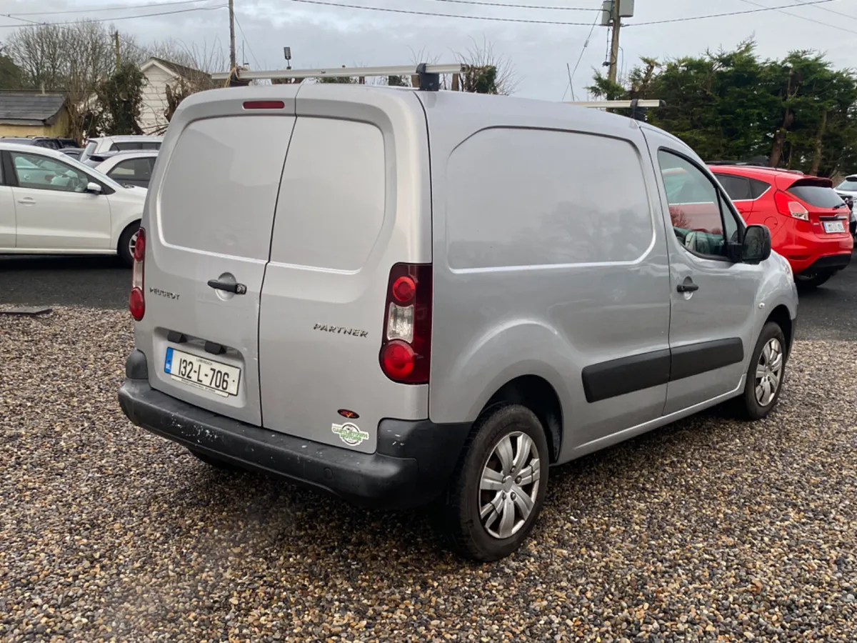 2013 Peugeot Partner (3 Seater) - Image 4