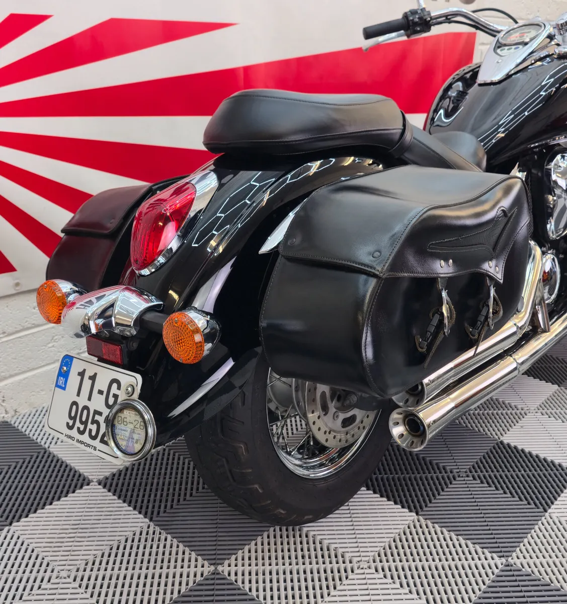 2011 Kawasaki VN900 Classic - Image 3