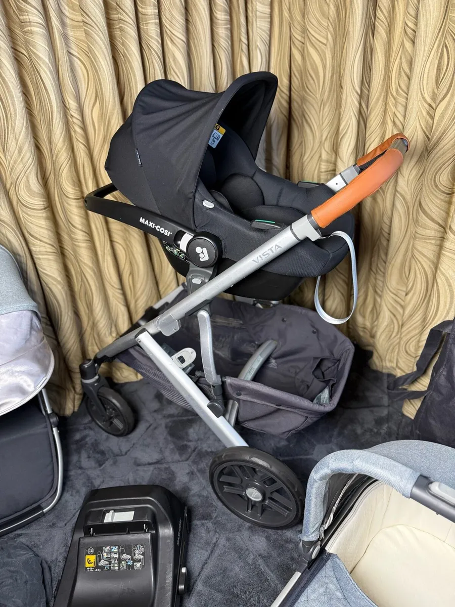 Uppababy vista 4 in 1 with car seat and isofix - Image 4