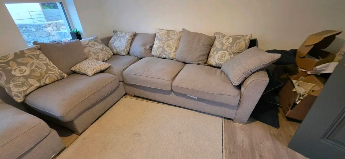 Corner Sofa - Image 1