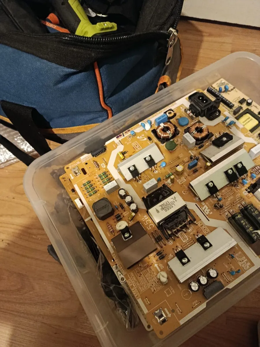 lot of TV boards - Image 1