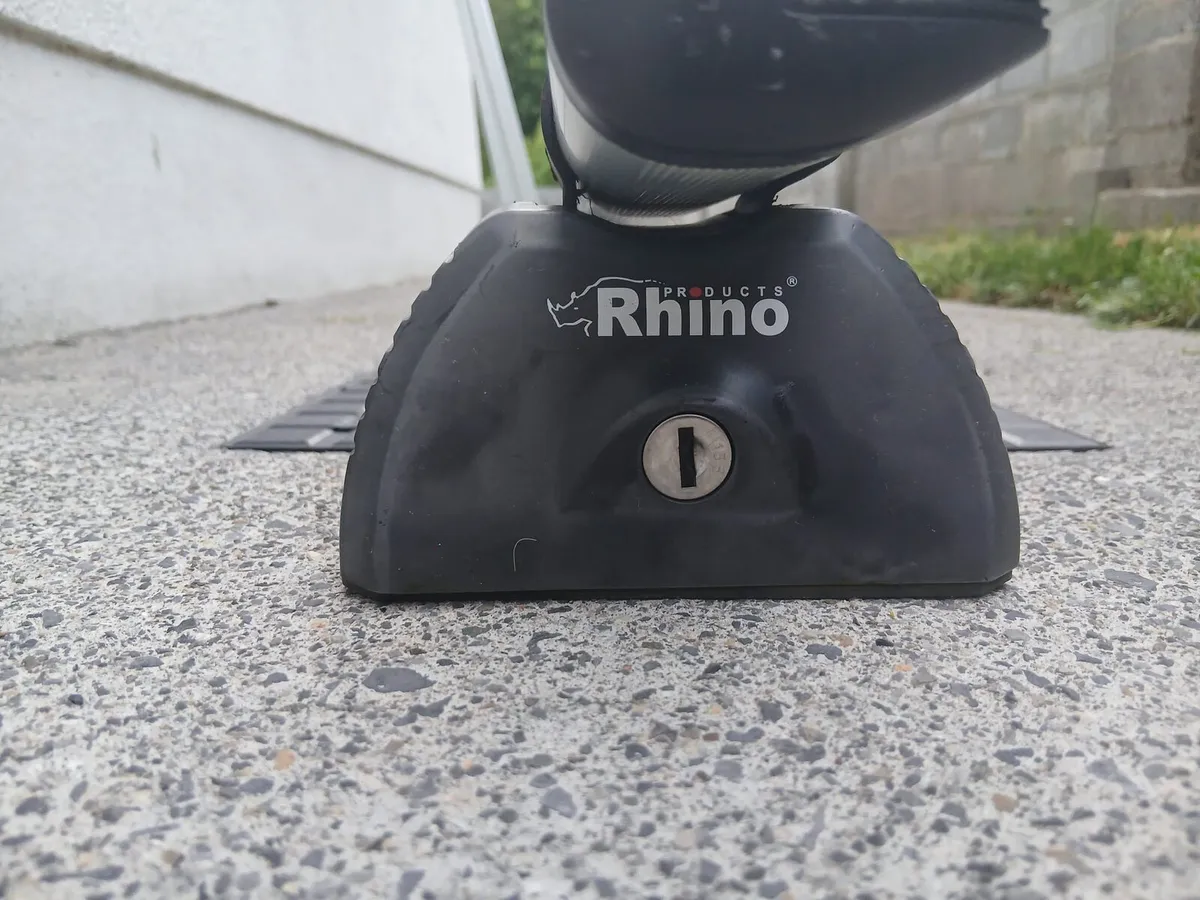 3 x Rhino KammBar Pro Aluminium Roof Bars - Image 2