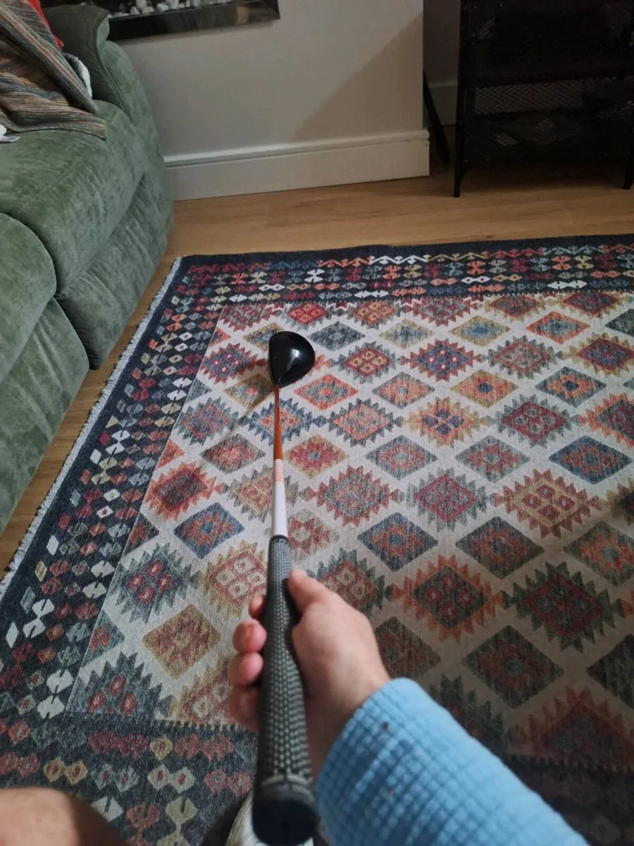 Titleist TSi3 9° Driver upgraded Tour Ad shaft - Image 3