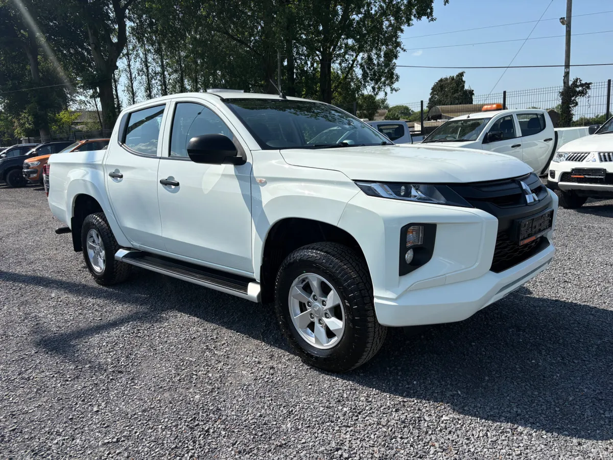 Mitsubishi L200 - Image 2