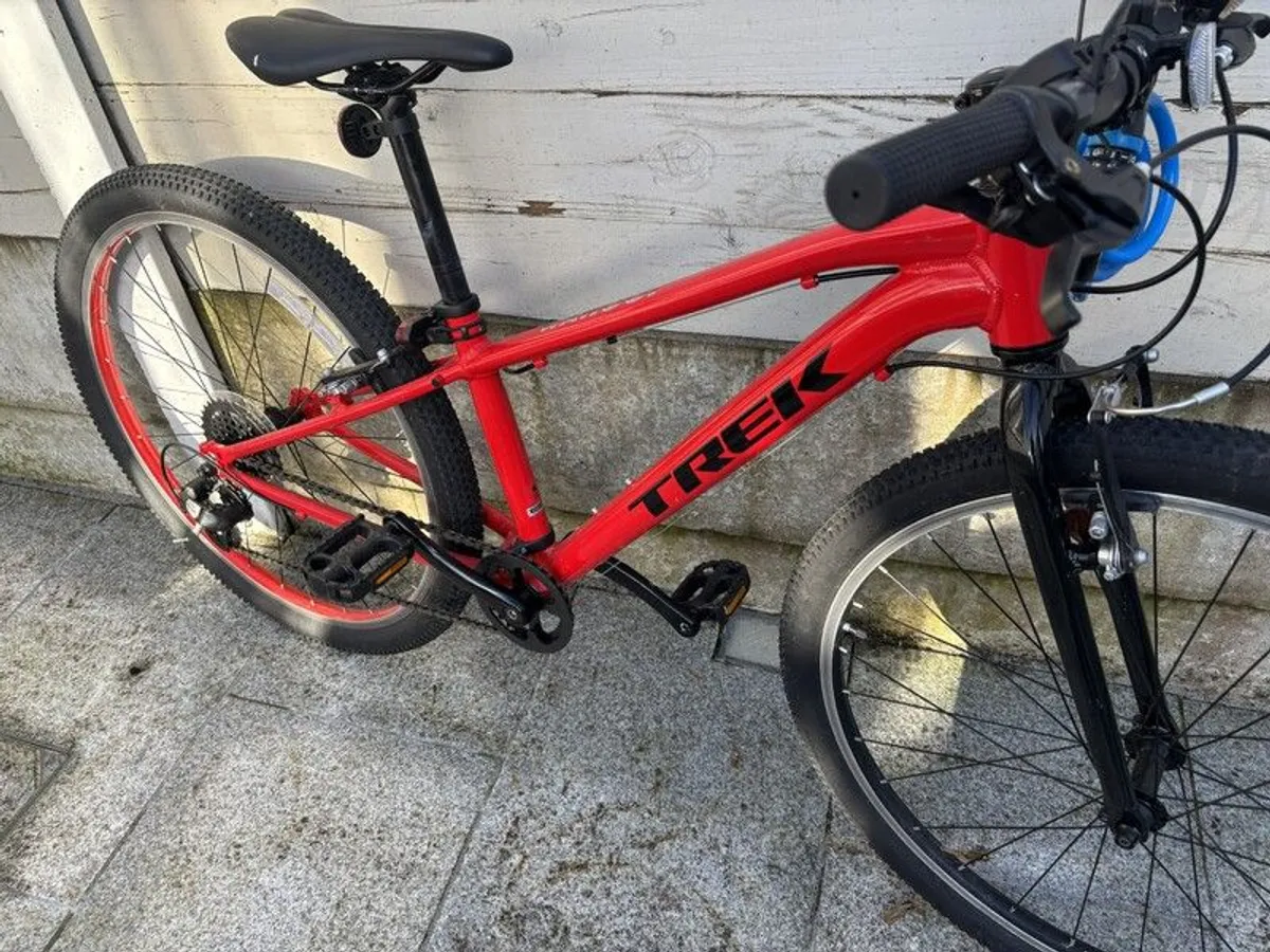 Trek Road Bike 26 inch teens - Image 4