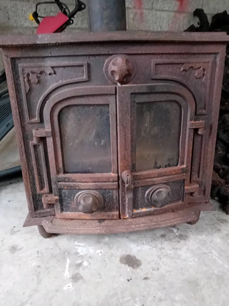 Stove - Image 1